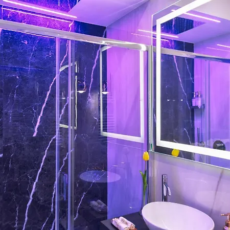 La Lepre Nocleg ze śniadaniem 4*