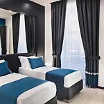 La Lepre 4* Neapel