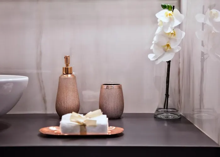 فندق مبيت وإفطار La Lepre نابولي